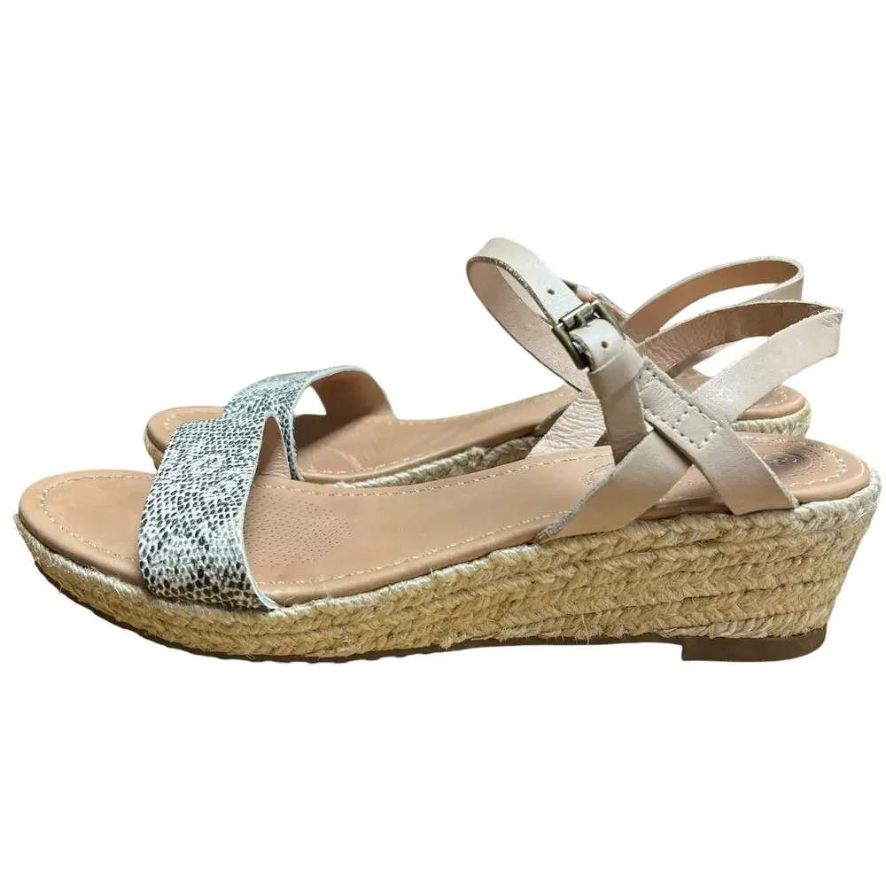 Corso Como Women's Cape Wedge Size 8 Sandal Leather Ankle Strap Espadrille